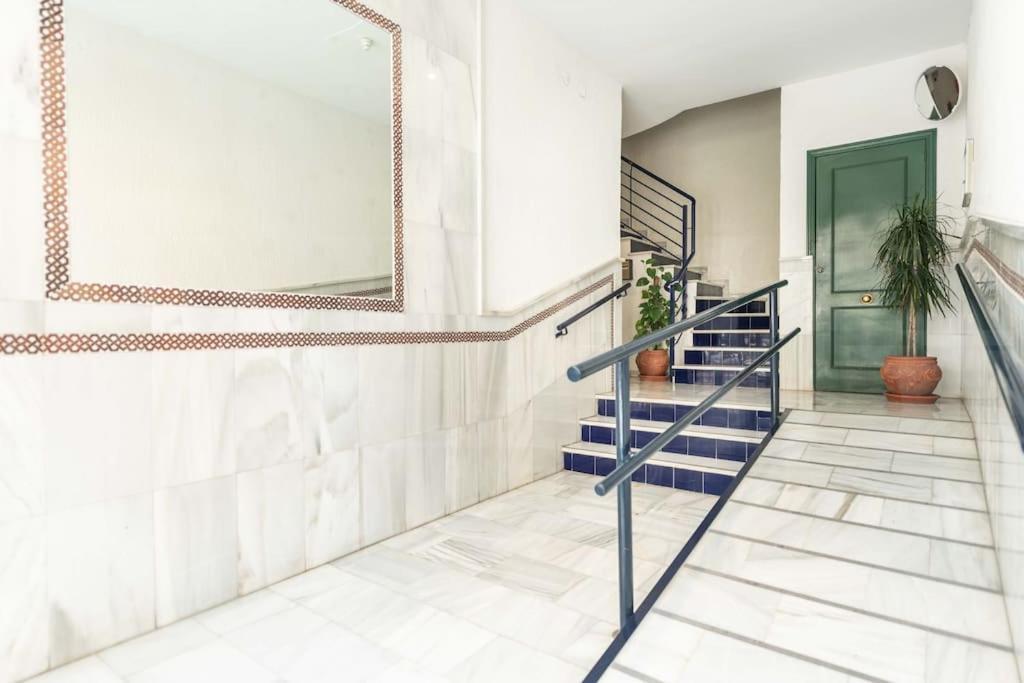 מאלגה Sunlit & Fresh Apartment - Center By Rems מראה חיצוני תמונה